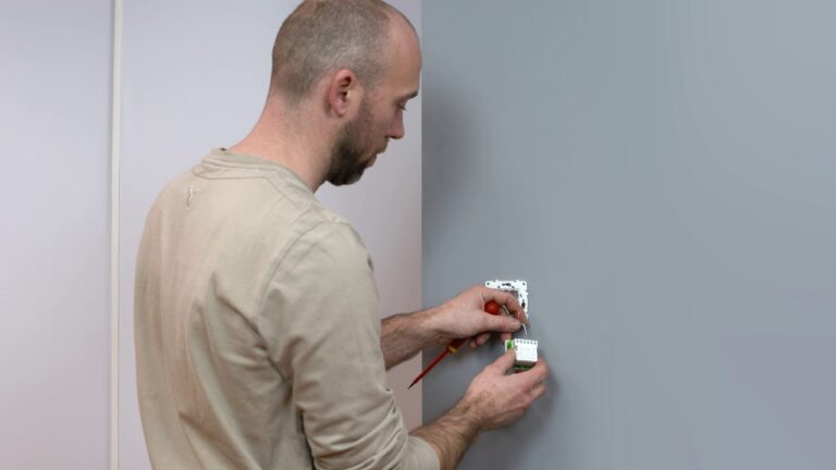 New Unica de Schneider la mejora del clasico en domotica